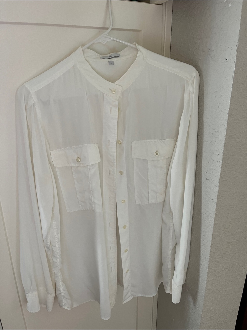 GAP Women’s Silk  Cream Button-Down Blouse